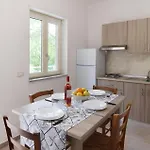 1 Bedroom Cozy In Ricadi