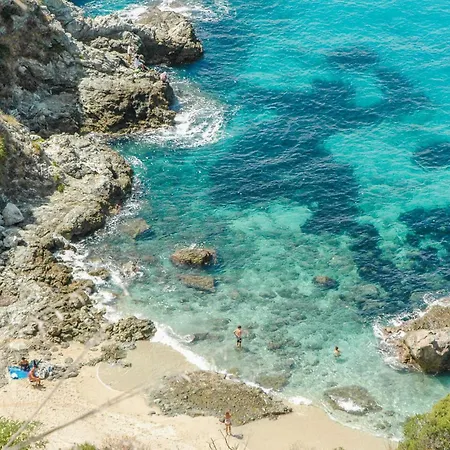 1 Bedroom Cozy In * Ricadi