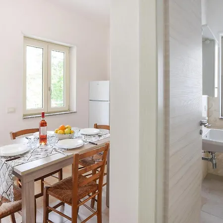 1 Bedroom Cozy In Ricadi