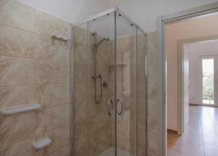 1 Bedroom Cozy In Apartamento Ricadi