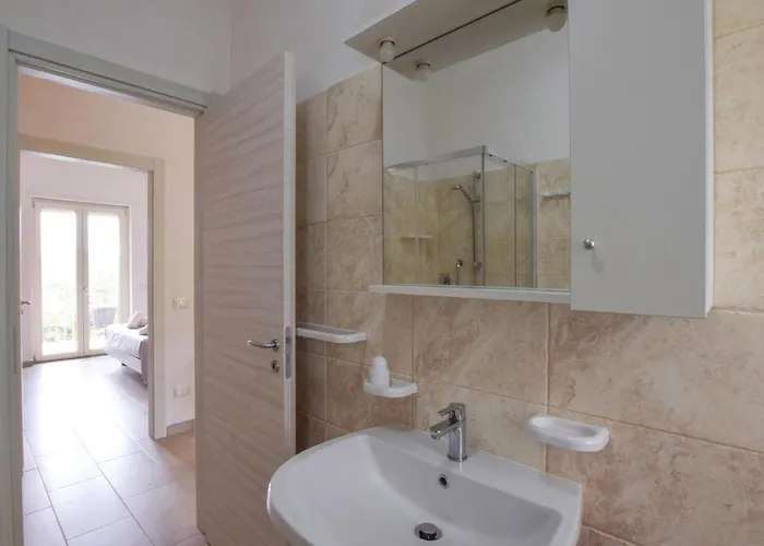 Apartamento 1 Bedroom Cozy In Ricadi